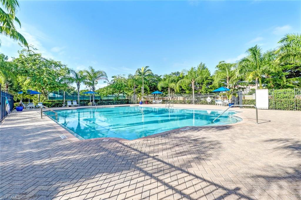 COLONNADE AT FORUM - Residential