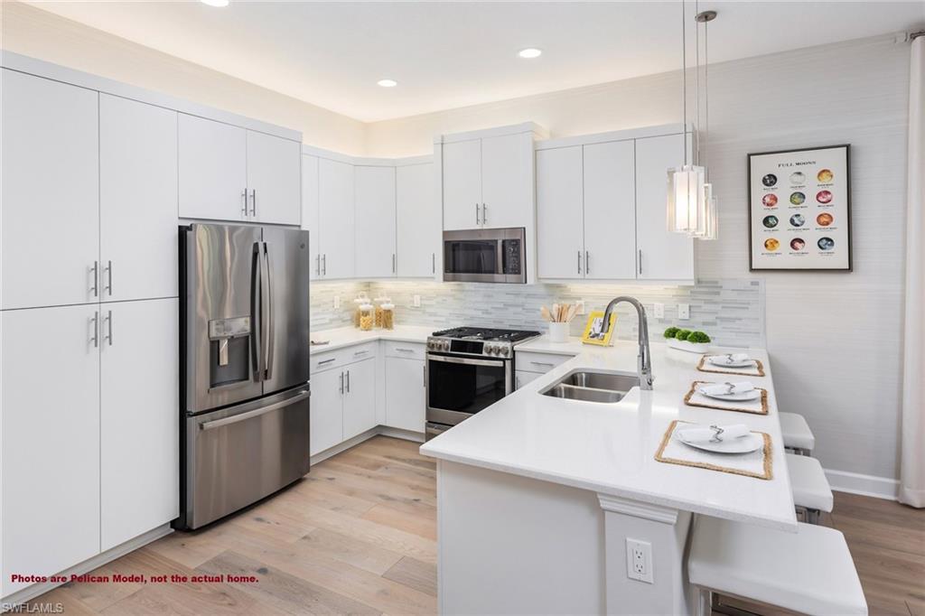 VALENCIA TRAILS - Residential