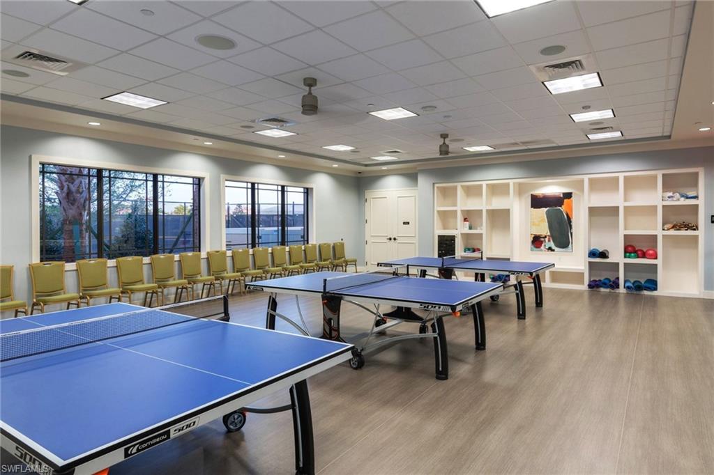 VALENCIA TRAILS - Residential