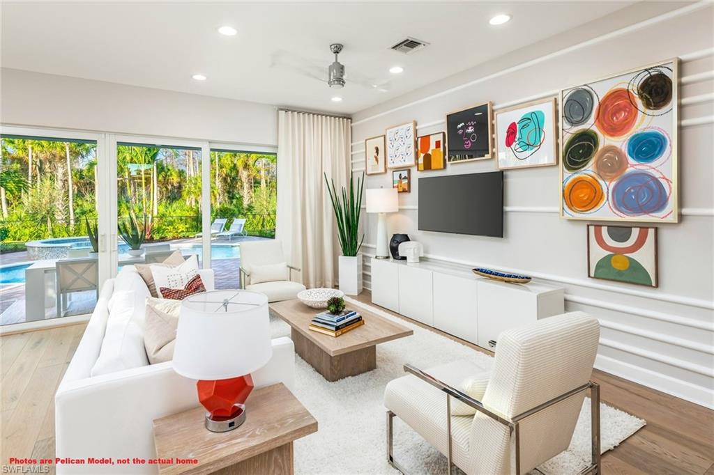 VALENCIA TRAILS - Residential