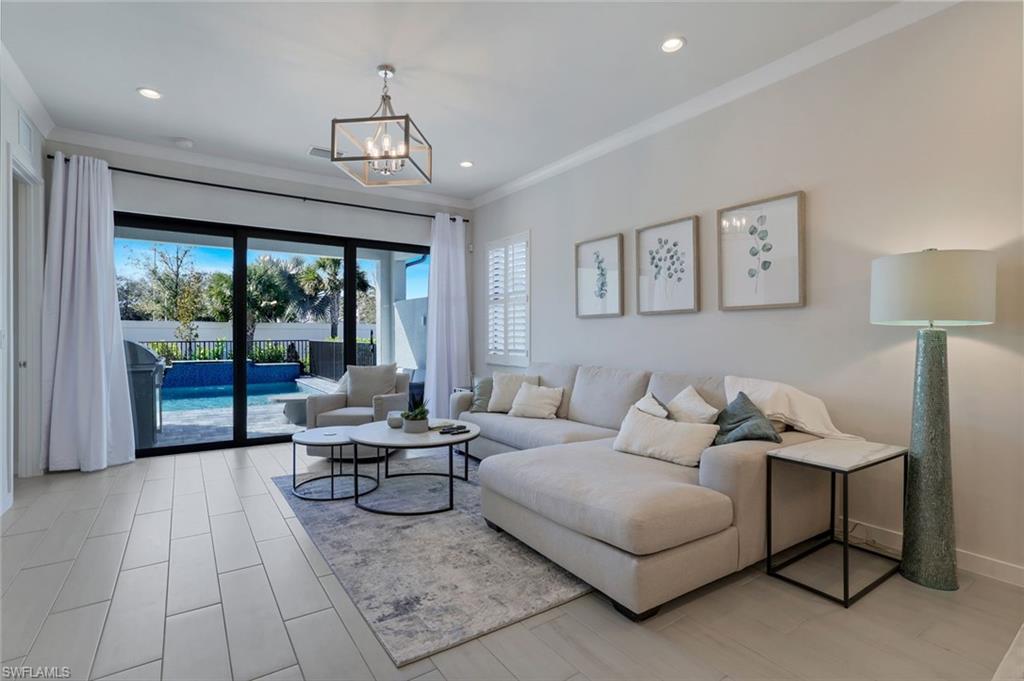 ABACO POINTE - Residential