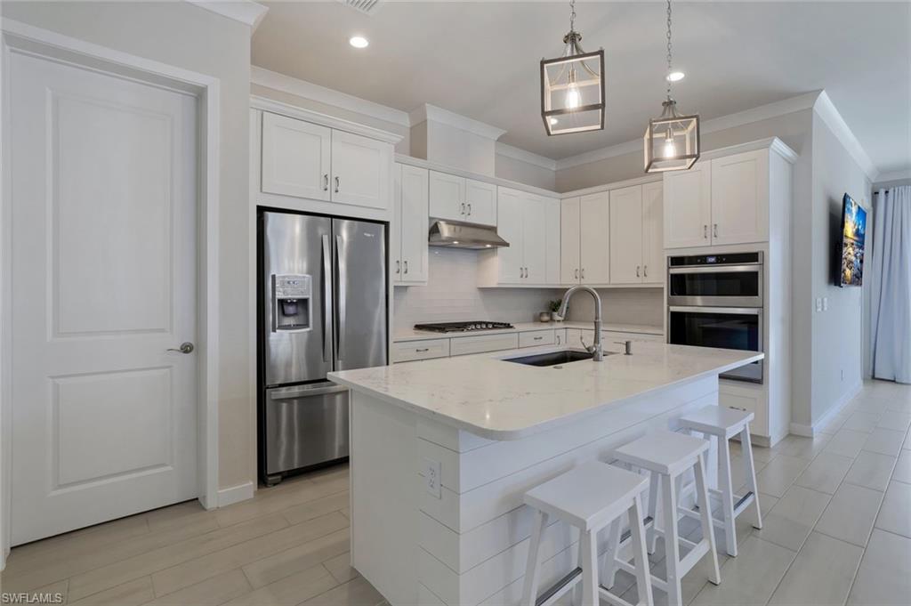 ABACO POINTE - Residential