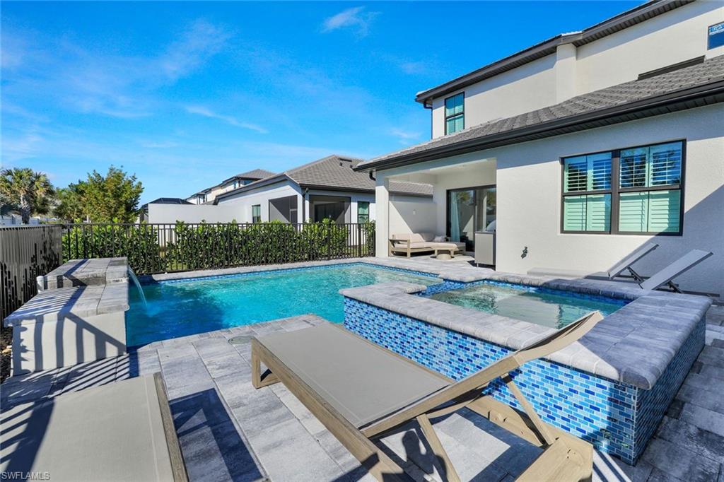 ABACO POINTE - Residential