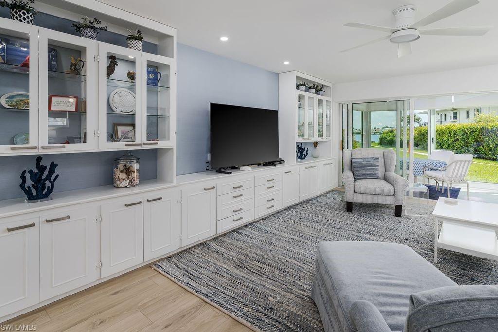 3420 Gulf Shore BLVD N 14