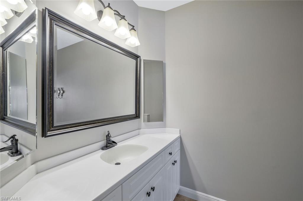 HAMPTON GREENS - Residential