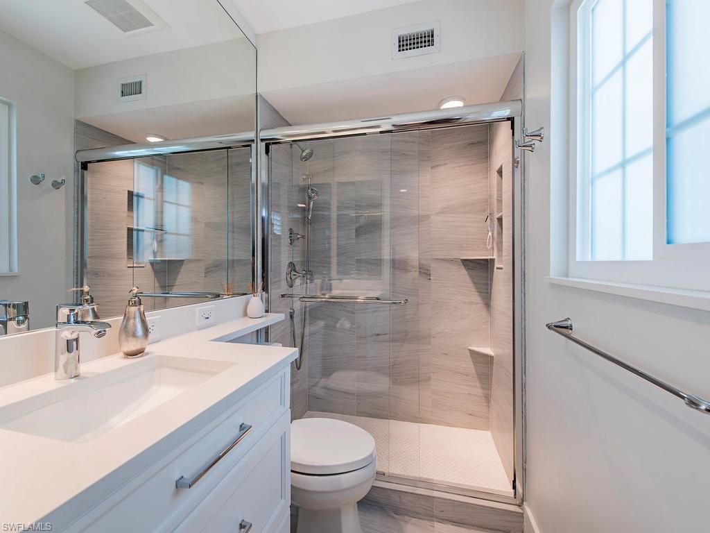 SHORE CLUB - Residential