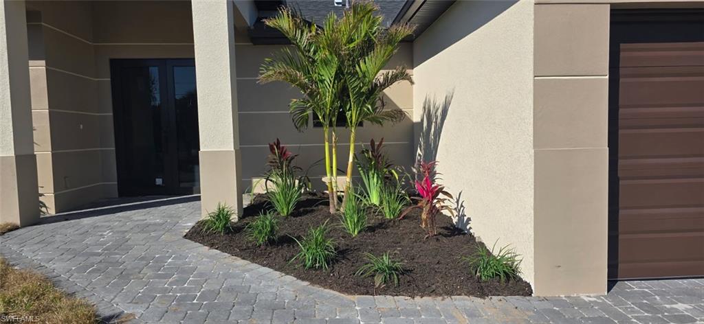 SOUTH GULF COVE - Residential