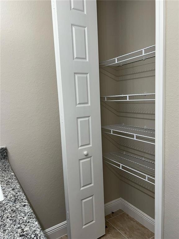 LABELLE ESTATES - Residential