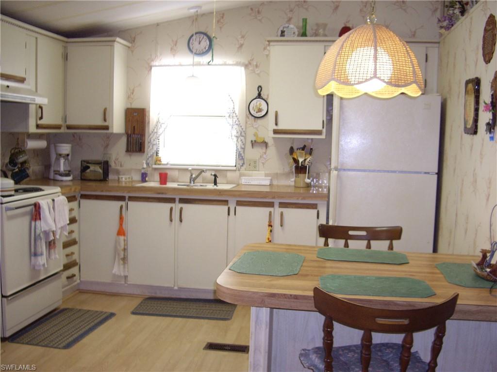 LAKE ARROWHEAD MOB VILLAGE - Residential