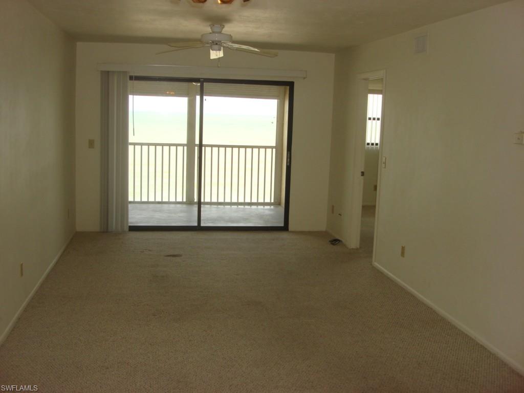 SMUGGLERS COVE CONDO - Residential