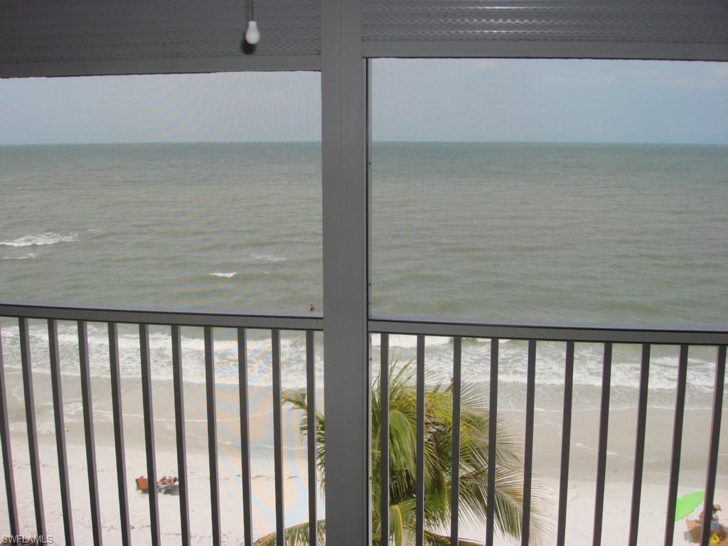 SMUGGLERS COVE CONDO - Residential