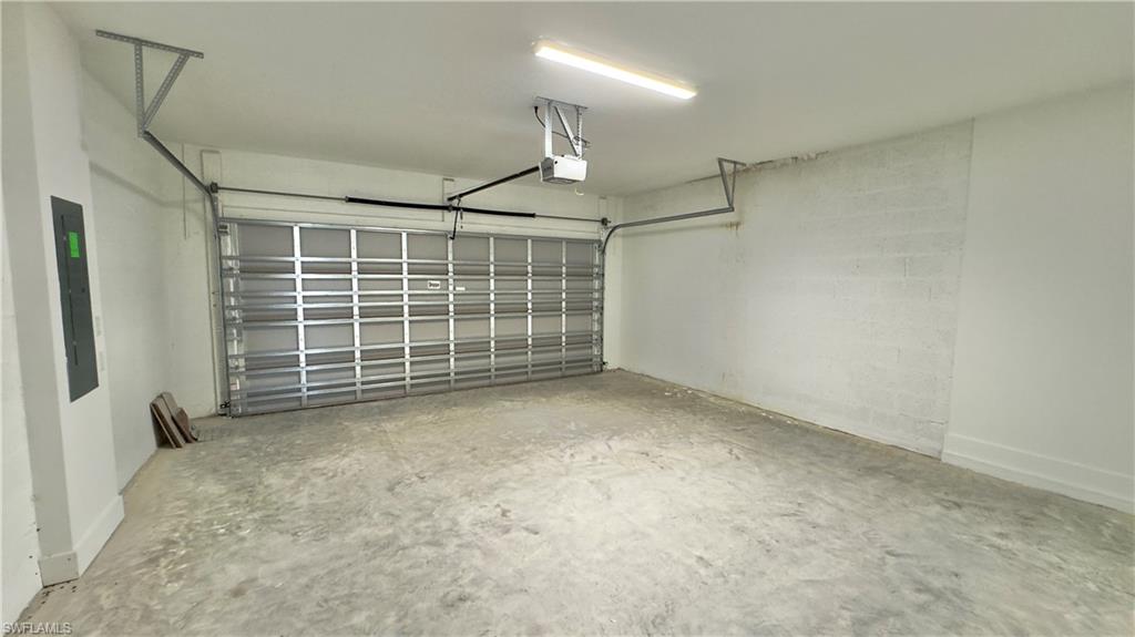 MAPLE RIDGE - Residential Lease