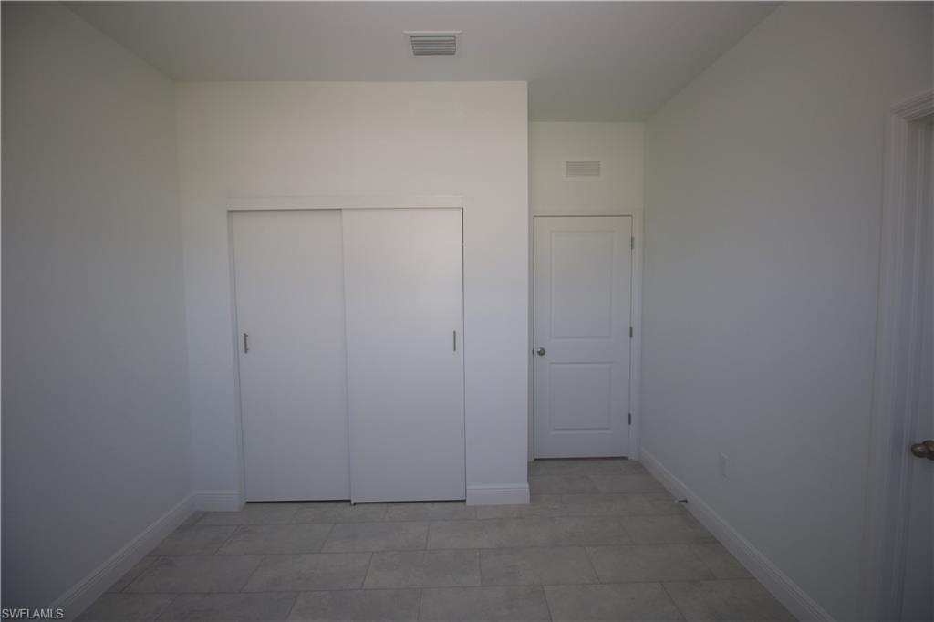 PORT LABELLE - Residential Lease