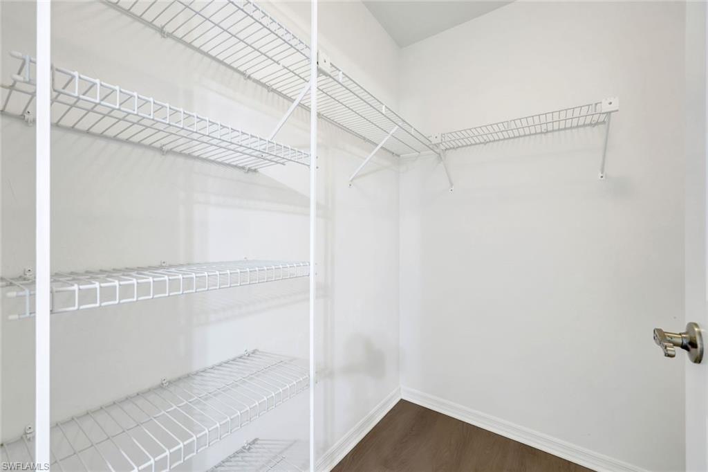 NAPLES PARK - Residential