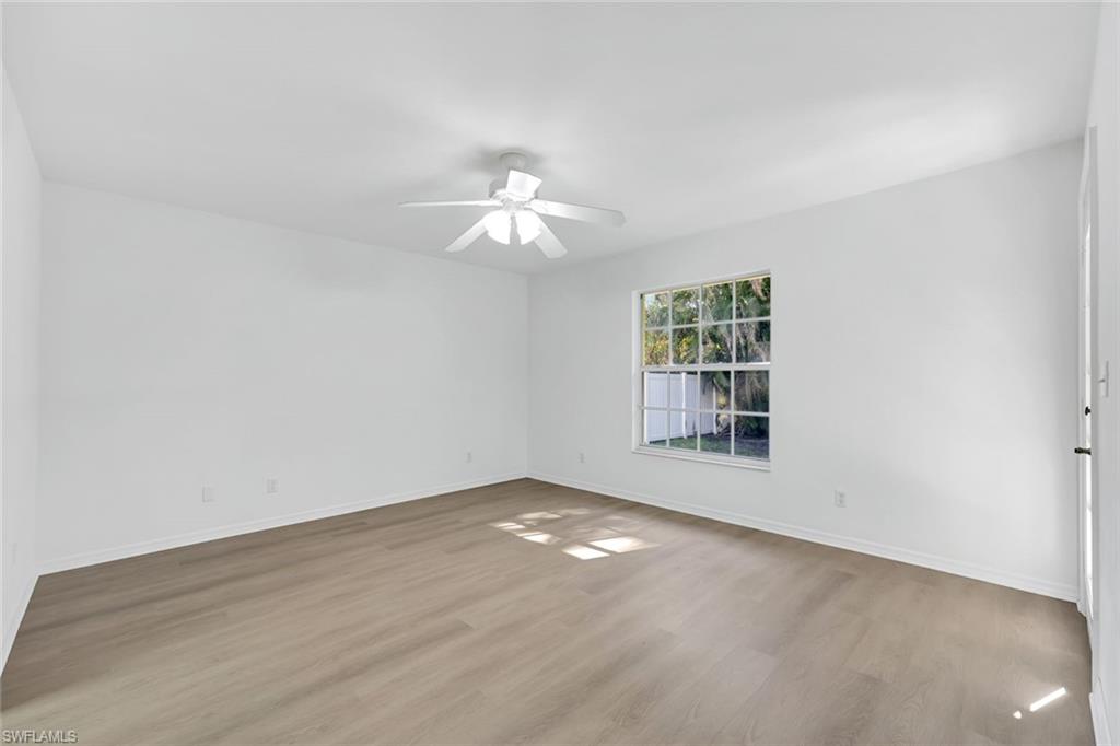 NAPLES PARK - Residential