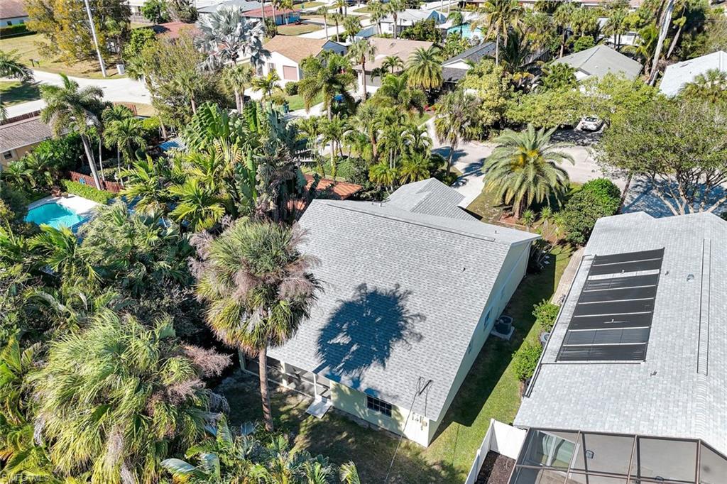 NAPLES PARK - Residential