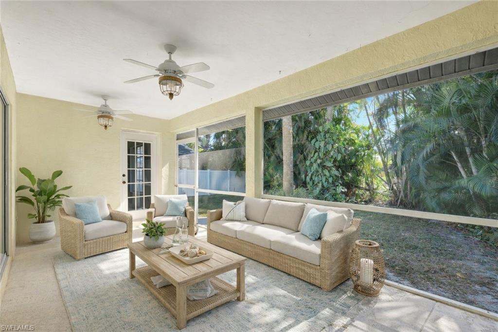 NAPLES PARK - Residential