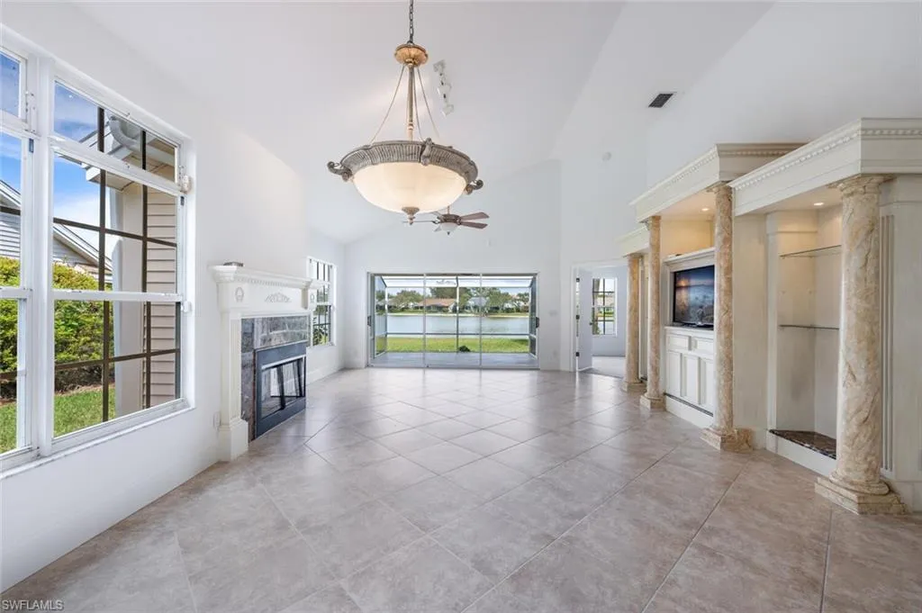 Naples, Florida 34109, United States, 3 Bedrooms Bedrooms, ,2 BathroomsBathrooms,Residential,Active,80567