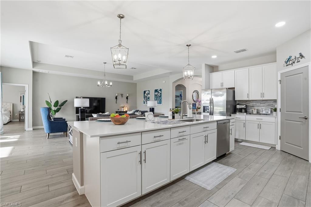 VALENCIA COUNTRY CLUB - Residential