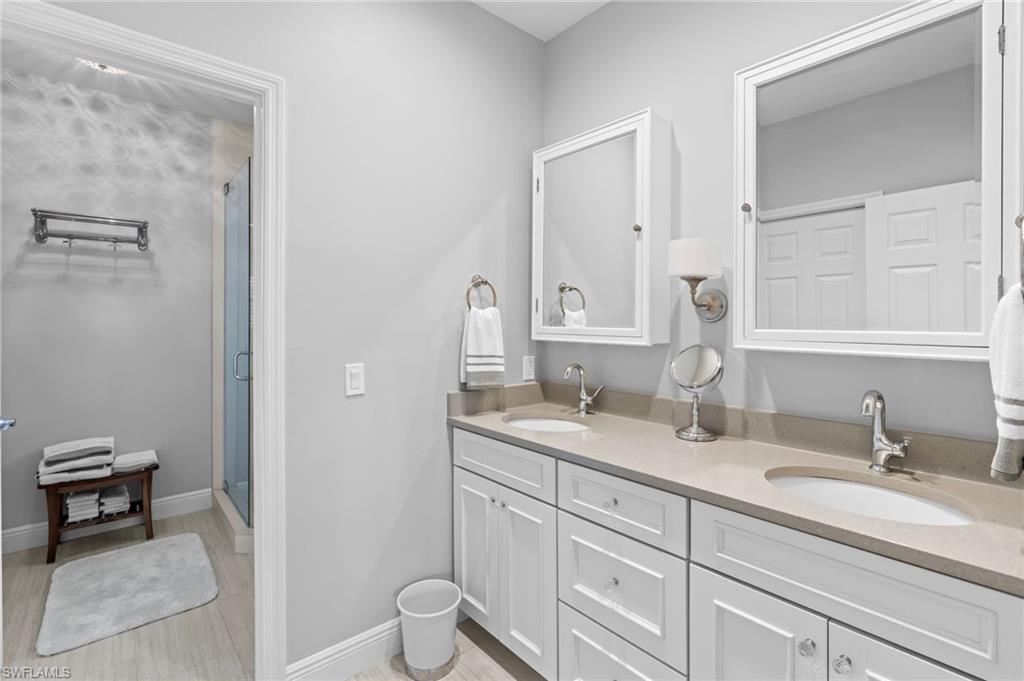 HIDEAWAY BEACH - Residential