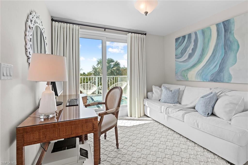 HIDEAWAY BEACH - Residential