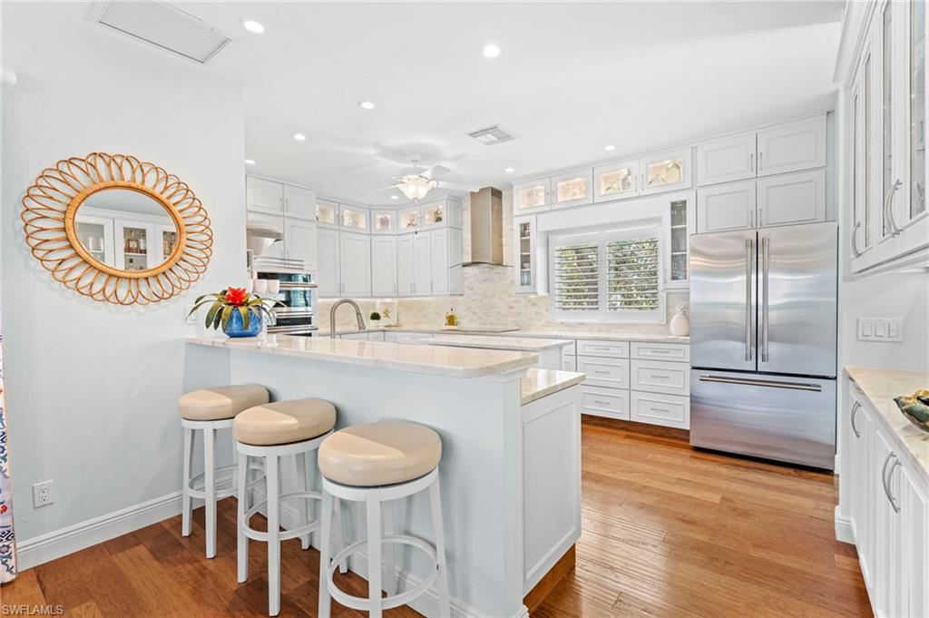 HIDEAWAY BEACH - Residential