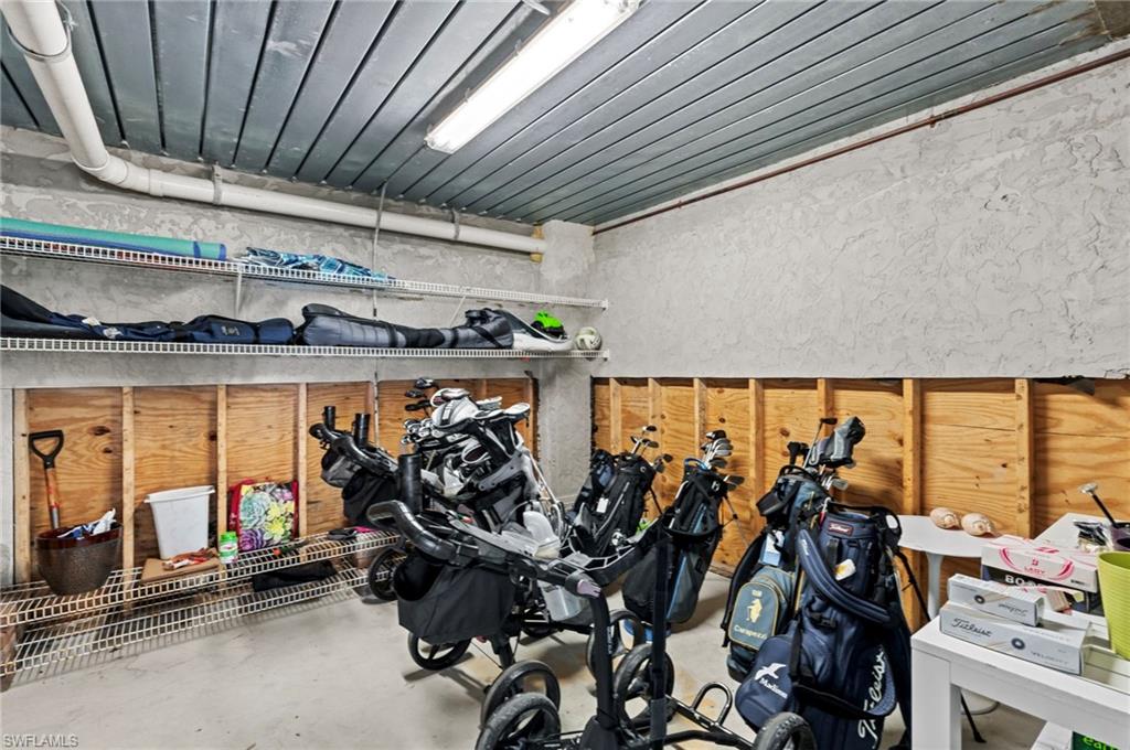 HIDEAWAY BEACH - Residential