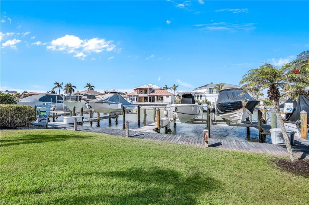 TROPICAL ISLE - Residential