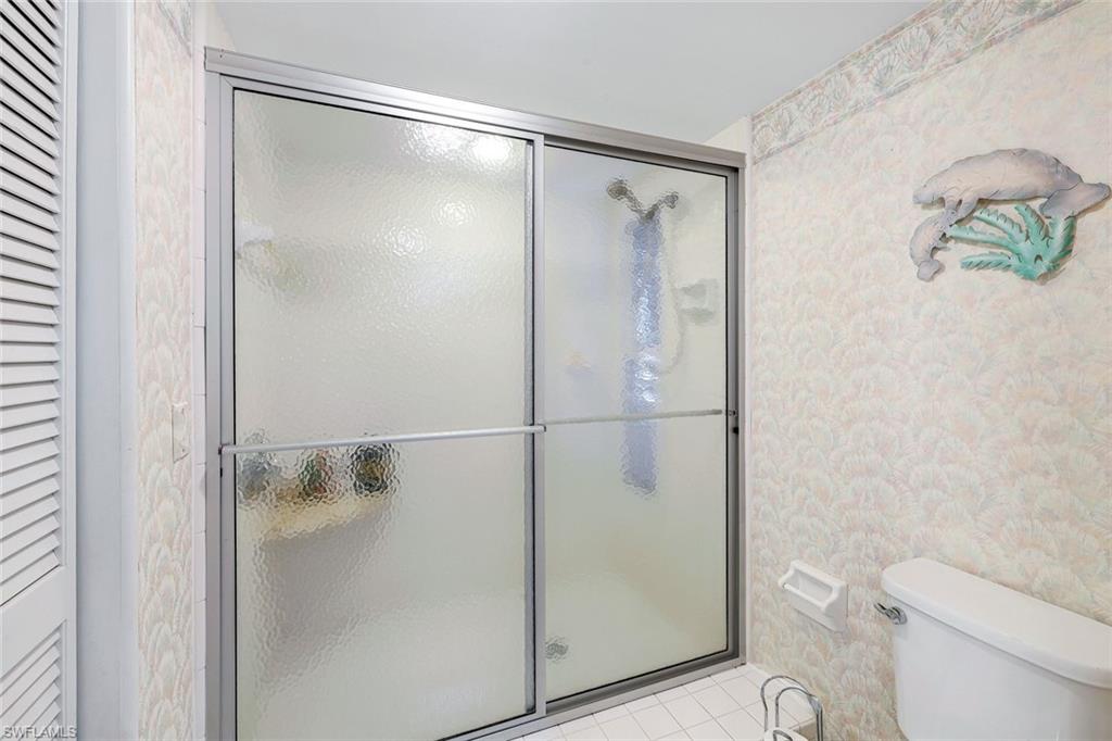 TROPICAL ISLE - Residential