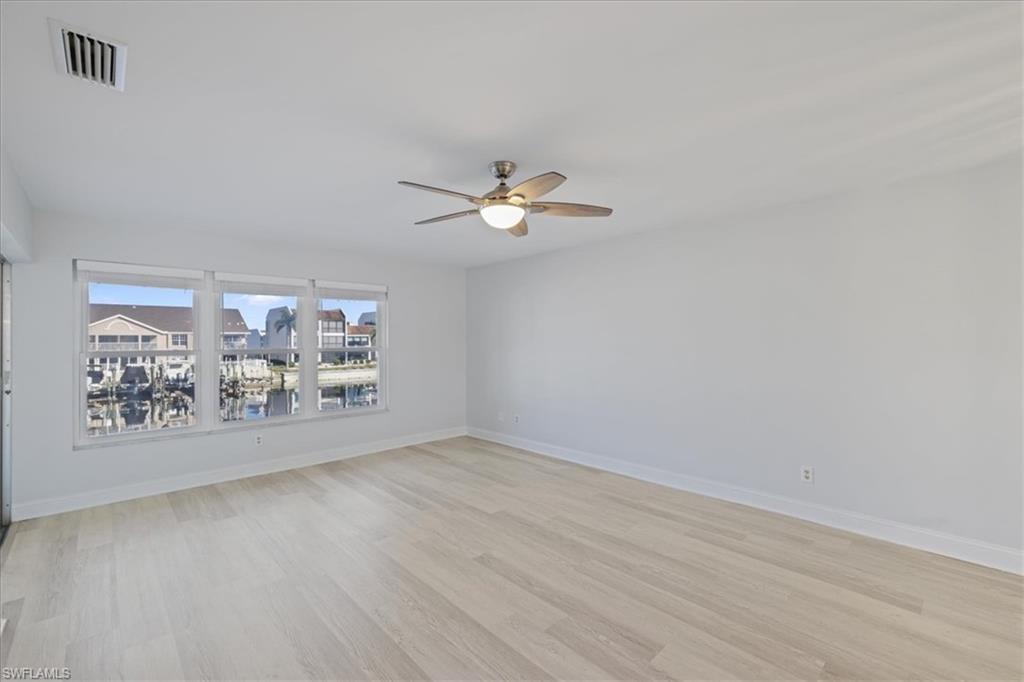 COMMODORE CONDO - Residential