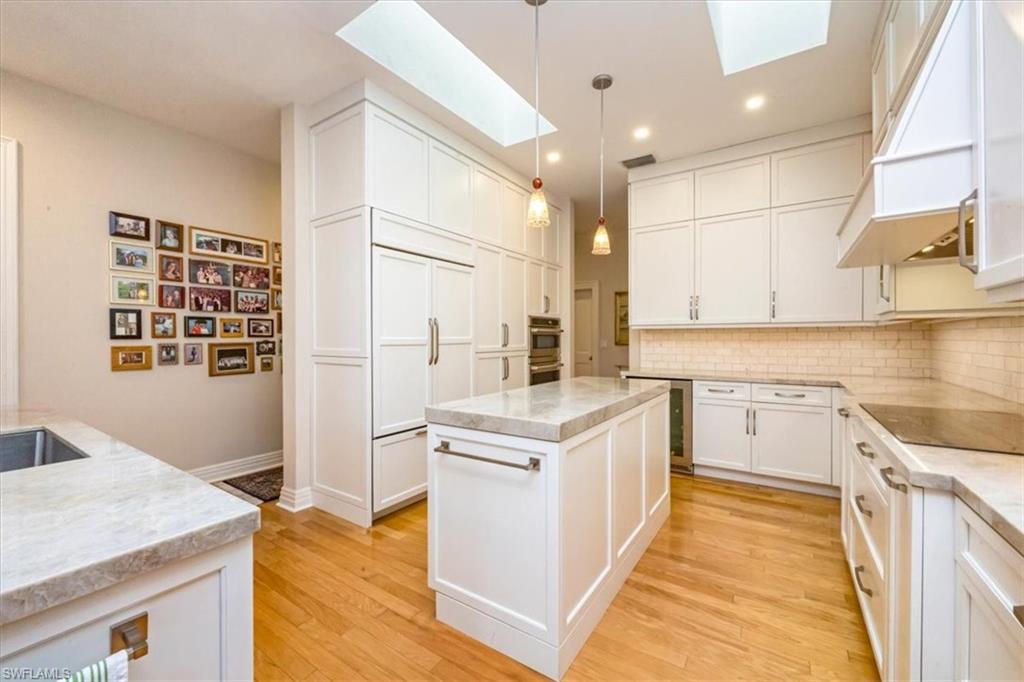 HIDDEN HARBOR - Residential