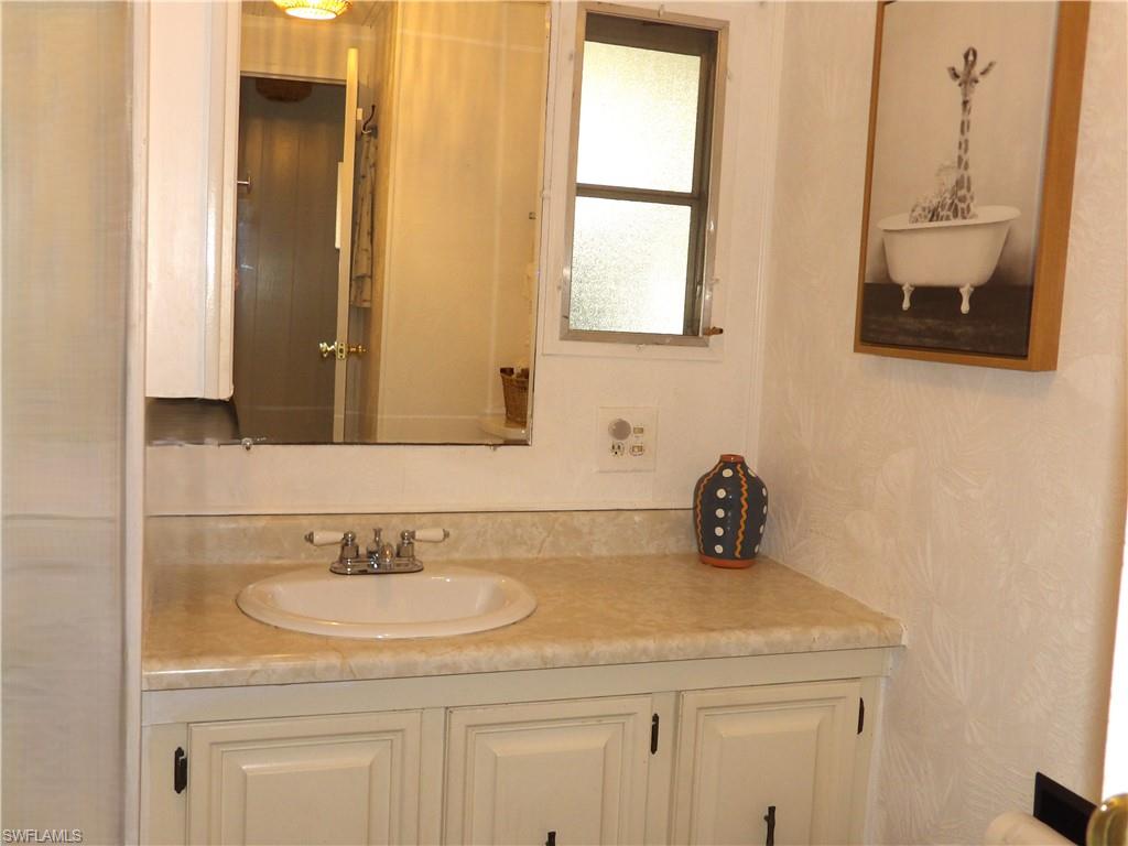 FOREST PARK MOBILE HOME - Residential