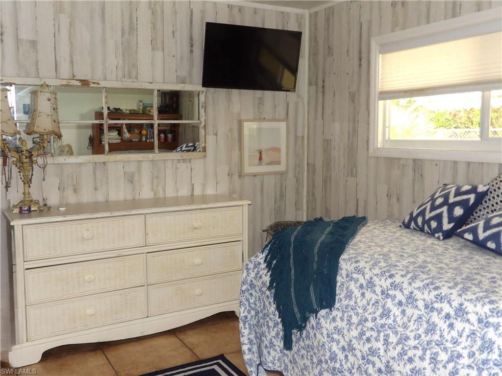 FOREST PARK MOBILE HOME - Residential