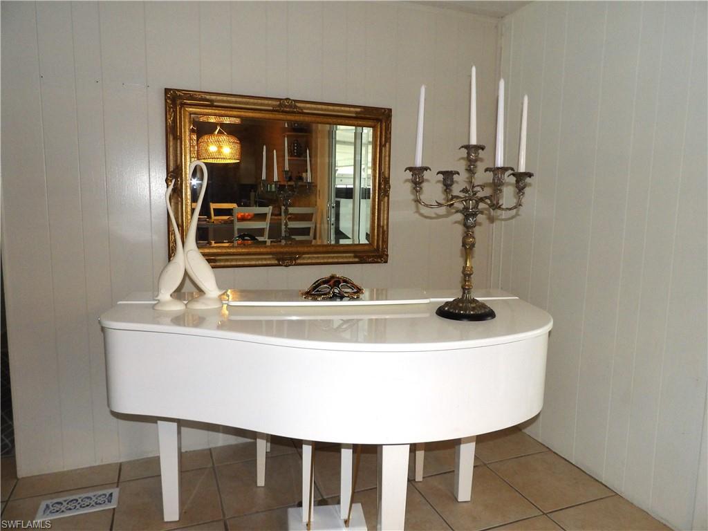 FOREST PARK MOBILE HOME - Residential