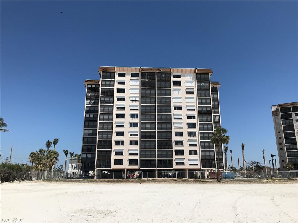 CAPER BEACH CLUB - Residential