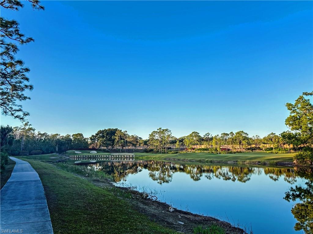 MAJESTIC POINTE - Residential