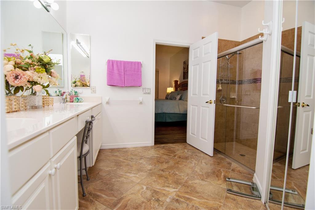 MAJESTIC POINTE - Residential