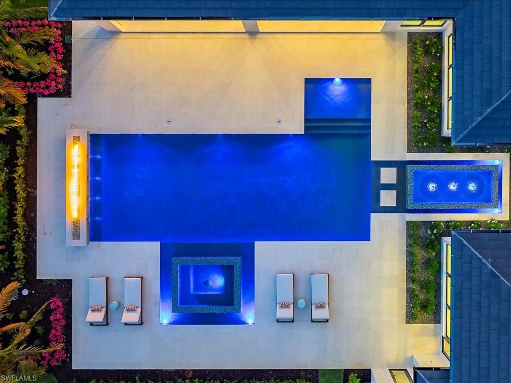 PINE RIDGE - Residential