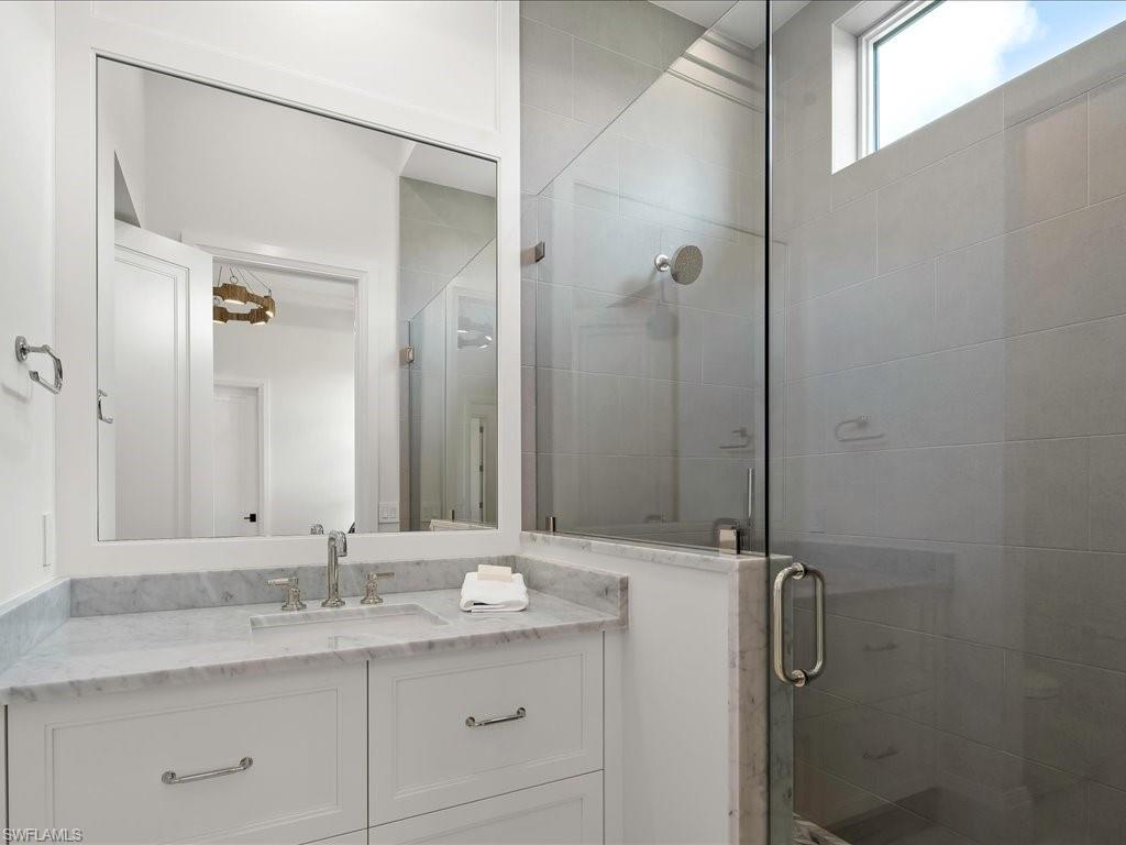 PINE RIDGE - Residential