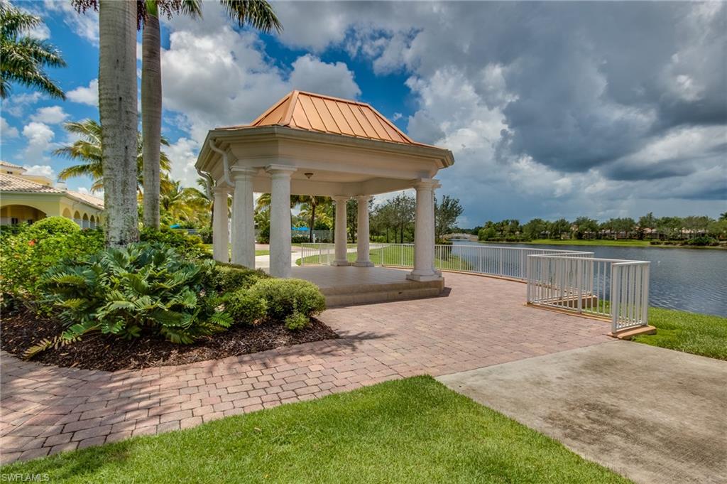 VILLAGE WALK OF BONITA SPRINGS - Residential