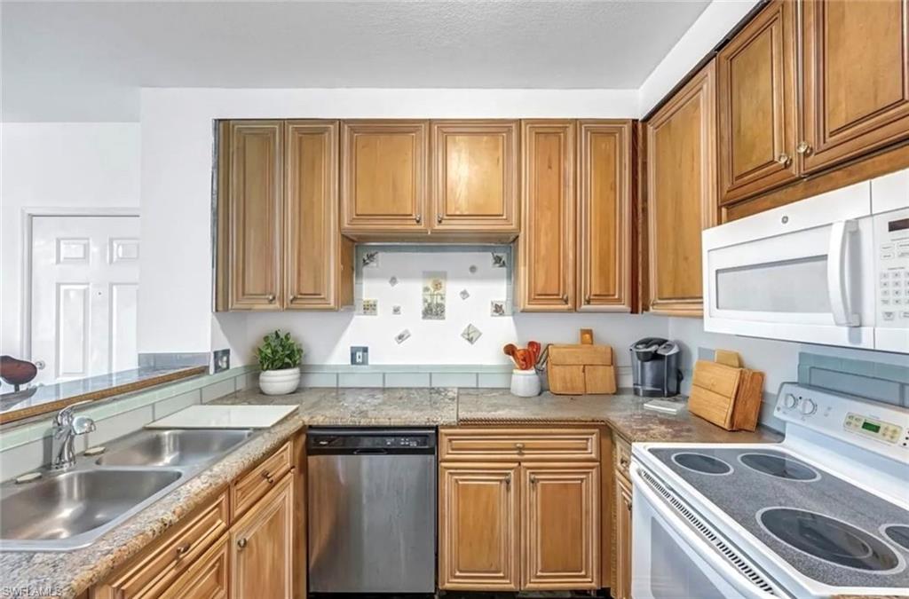 1220 Reserve WAY 107