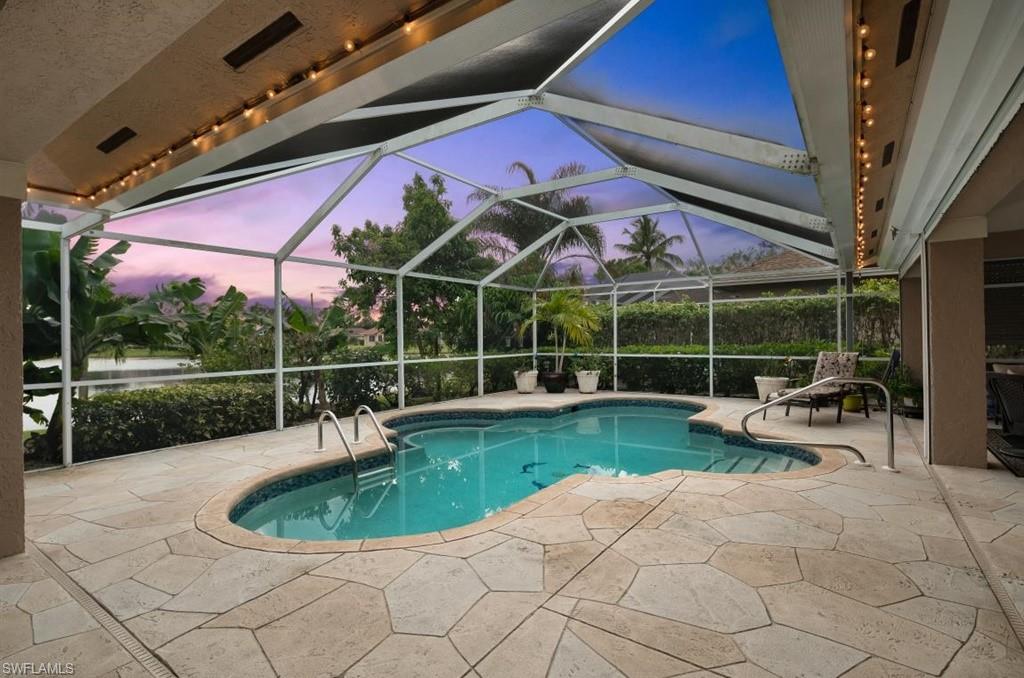 QUEENS PARK AT LAGO VERDE - Residential