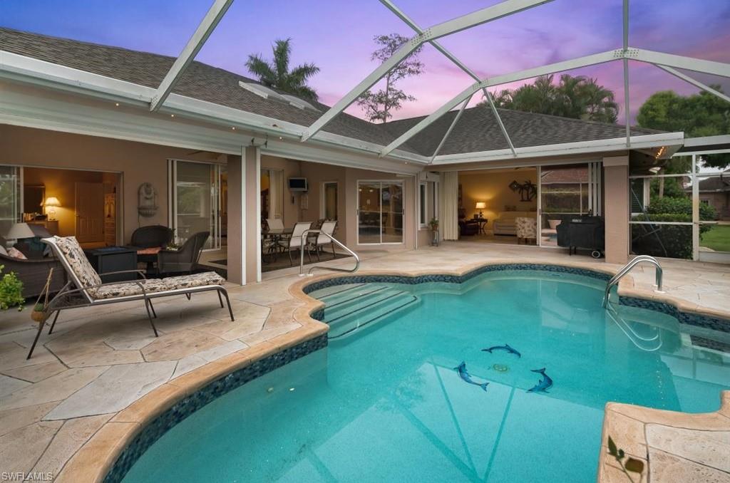 QUEENS PARK AT LAGO VERDE - Residential