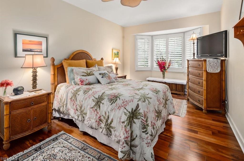 QUEENS PARK AT LAGO VERDE - Residential