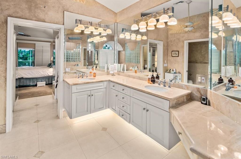 QUEENS PARK AT LAGO VERDE - Residential