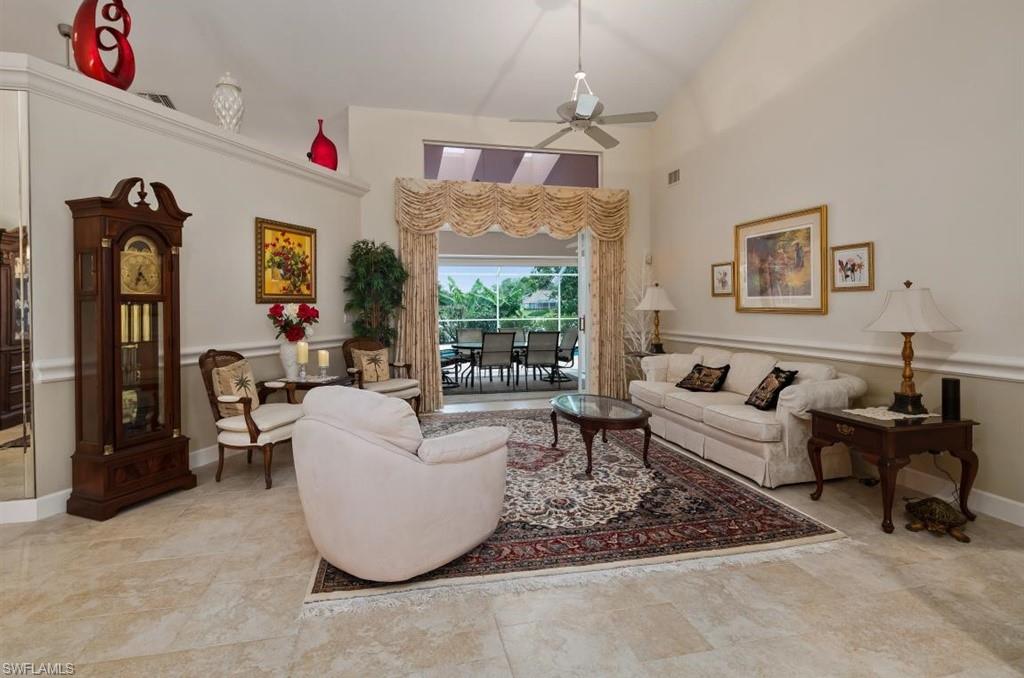 QUEENS PARK AT LAGO VERDE - Residential