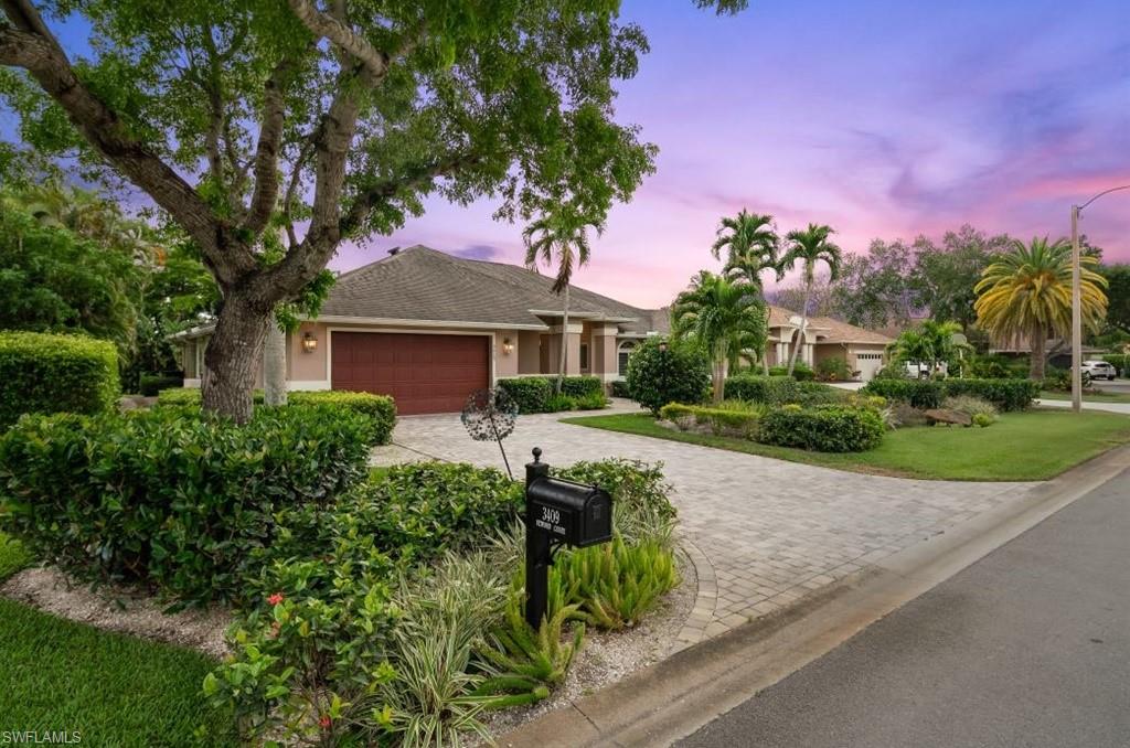 QUEENS PARK AT LAGO VERDE - Residential