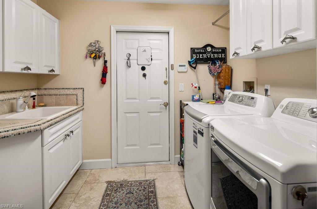 QUEENS PARK AT LAGO VERDE - Residential