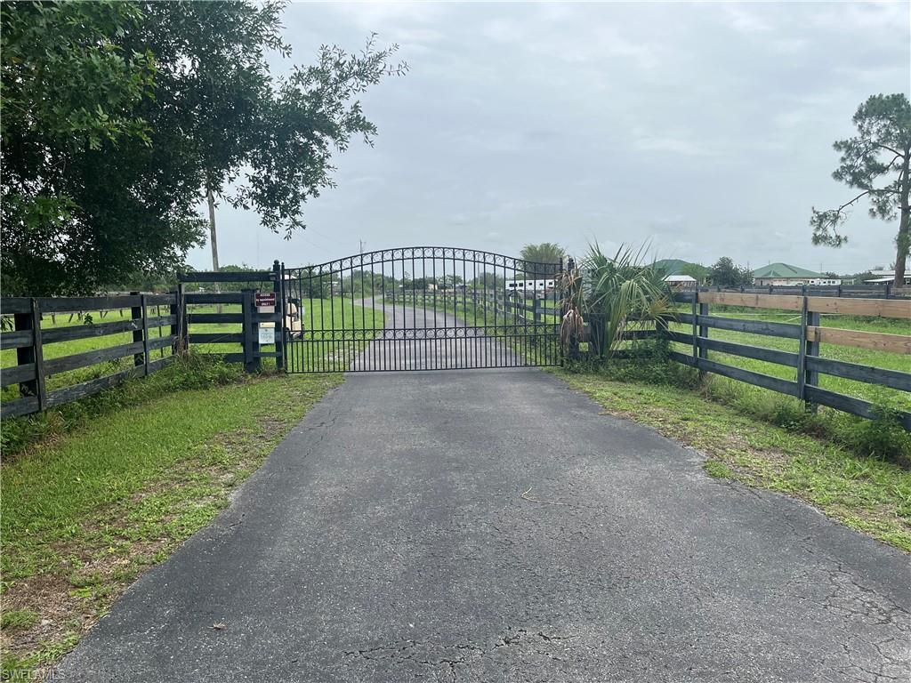 ACREAGE - Residential