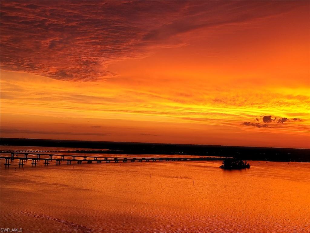 3000 Oasis Grand BLVD 2405